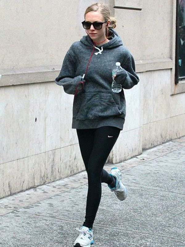 Best 37 Running Outfits That Will Make You Attractive Working Out