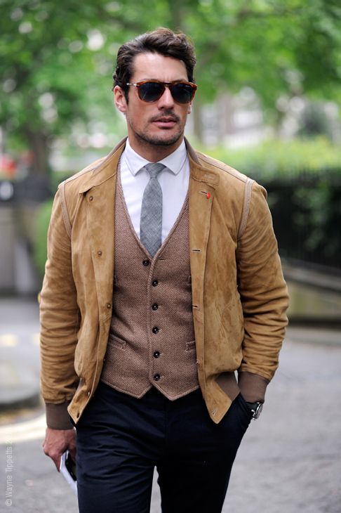 10 Light Tuxedo Jacket Outfit Ideas for Men