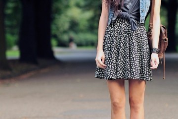 Flowery dress outfit idea with a jean vest