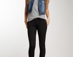 Simple casual outfit idea with a jean vest
