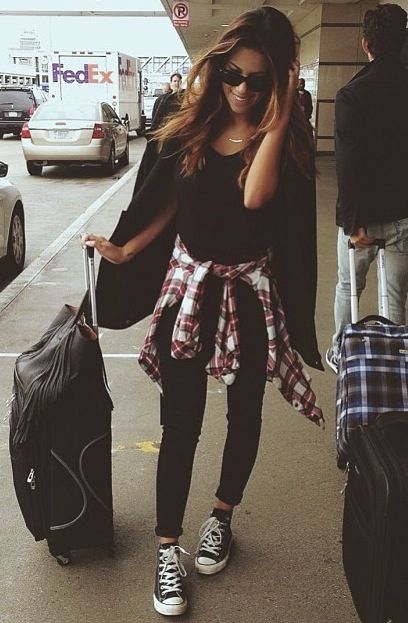 Black Red Outfit Idea with Converse