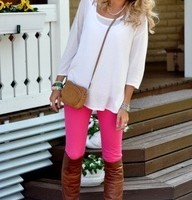 preppy outfit style idea with leggings