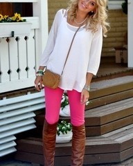 preppy outfit style idea with leggings