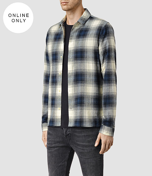 minimalist outerwear for men 7