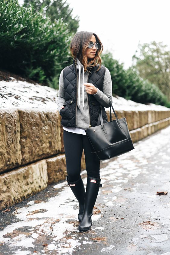 What to Wear in the Snow: 13 Cute, Warm & Dry Outfit Ideas - Outfit Ideas HQ