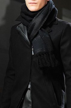 mens-scarf-outfit-ideas-19