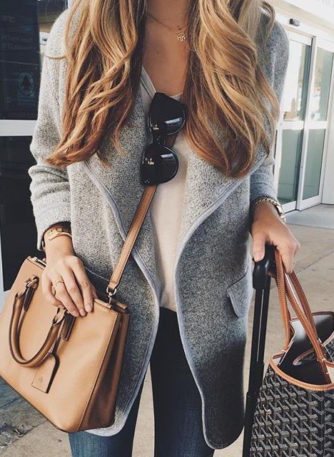 thanksgiving-outfit-gray-coat