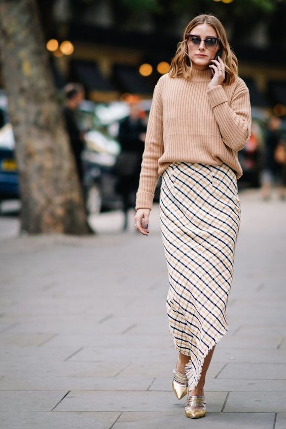 Fashion Skirts Asymmetry Skirts Apart Asymmetry Skirt black-brown striped pattern casual look 